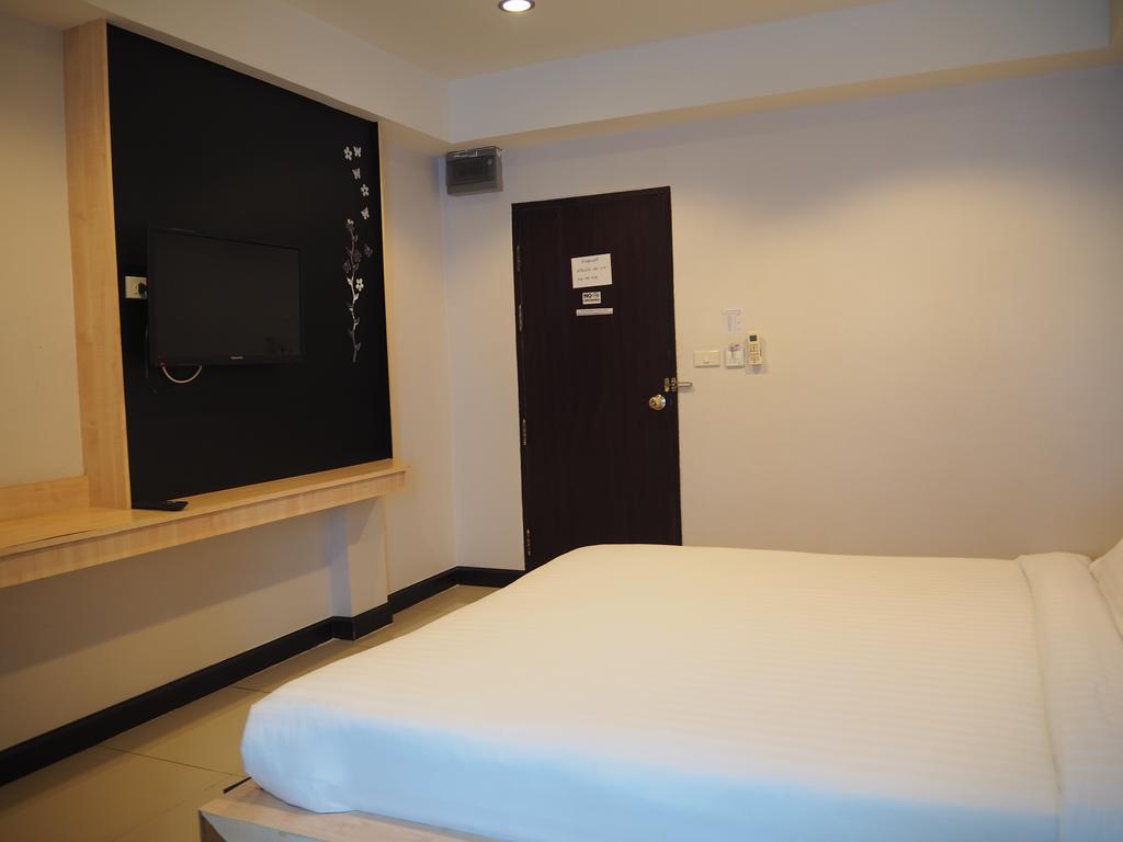 Hotel Le Lerts Living Khon Kaen Exterior photo