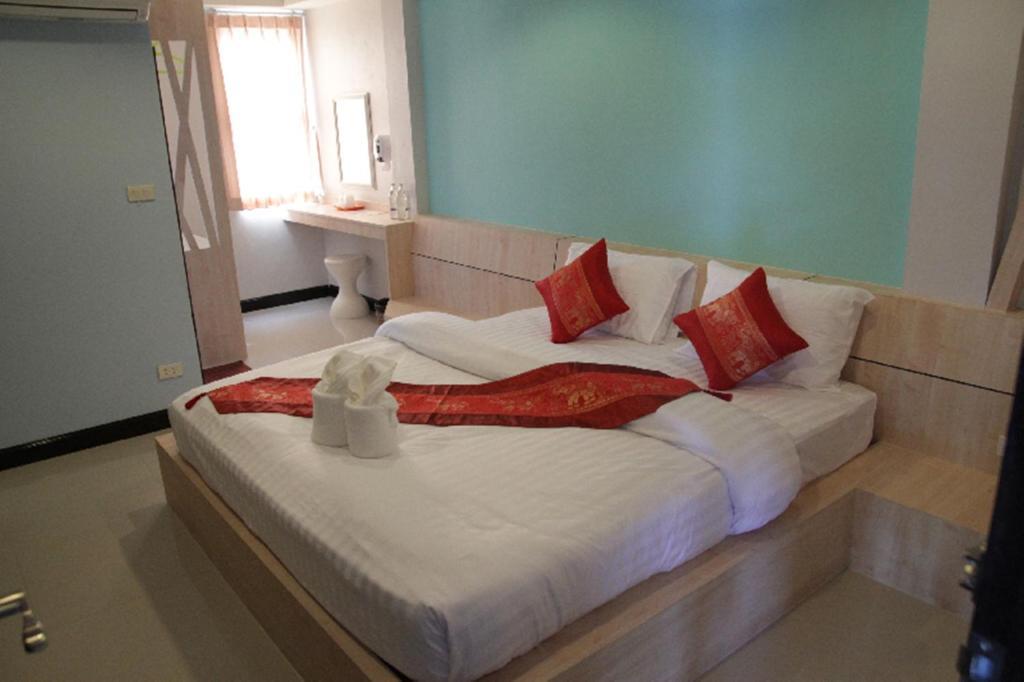 Hotel Le Lerts Living Khon Kaen Exterior photo